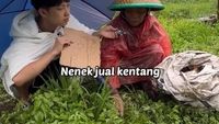 Willie Salim Hobi Traktir Orang hingga Bantu Pedagang Kaki Lima