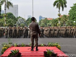 Satpol PP Kerahkan 750 Personel Amankan Malam Tahun Baru di Surabaya