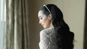 10 Hairdo Pernikahan Artis Jadi Tren di 2024, Gaya Adat Hingga Internasional