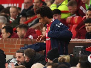 Joshua Zirkzee Nangis? Joshua Zirkzee Nangis?