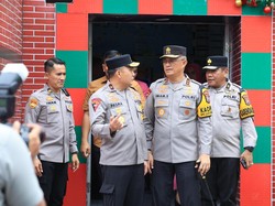 Kapolda Jatim Cek Pos Pelayanan dan Pengamanan Jelang Pergantian Tahun