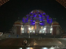 Hujan Lebat di CPI Makassar, Pengunjung Harap Tetap Bisa Nikmati Kembang Api