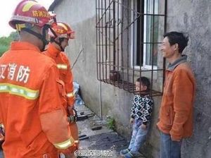 Kelakuan Bocil Terekam Kamera yang Bikin Ngakak