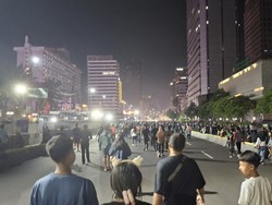 Ingat! Yang Rayakan Tahun Baru di Jakarta Jangan Buang Sampah Sembarangan