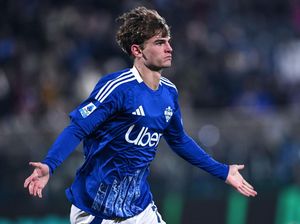 Reaksi Como Usai Nico Paz Dirumorkan Jadi Incaran Real Madrid Reaksi Como Usai Nico Paz Dirumorkan Jadi Incaran Real Madrid