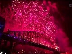 Video: Meriahnya Pesta Kembang Api Sambut Tahun 2025 di Sydney