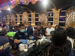 BNN Razia Tempat Hiburan Malam di Batam, 2 Pengunjung Positif Narkoba BNN Razia Tempat Hiburan Malam di Batam, 2 Pengunjung Positif Narkoba