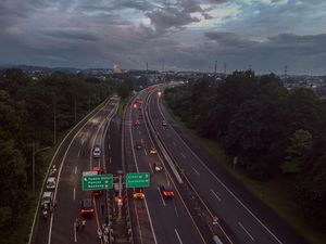 Video: One Way Arah Jakarta Selesai, Lalin ke Puncak Bogor Kembali Dibuka
