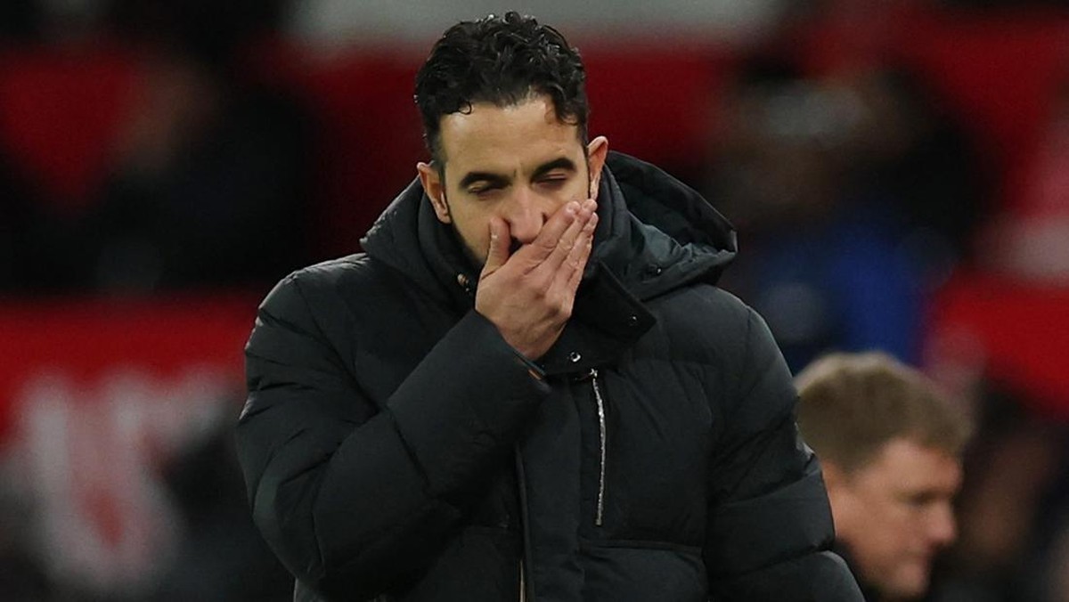 Ruben Amorim mengungkap alasan Manchester United sering kalah. (Foto: REUTERS/Phil Noble)
