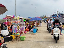 Dermaga Bendar Pati Jadi Tempat Wisata Dadakan