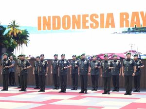 KSAD Pimpin Sertijab, Letjen Mohammad Fadjar Resmi Jabat Pangkostrad KSAD Pimpin Sertijab, Letjen Mohammad Fadjar Resmi Jabat Pangkostrad