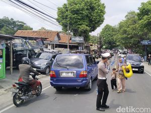 Arus Lalin di Kawasan Wisata Kuningan Padat Merayap