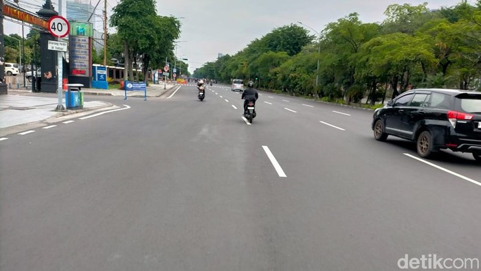 jalan lengang hari pertama tahun 2025