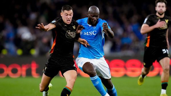 Jay Idzes Vs Striker-striker Top Serie A