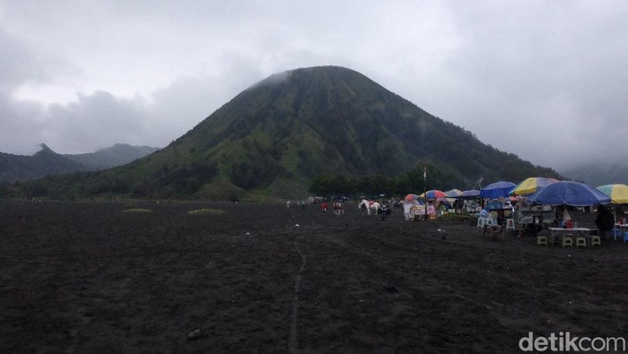 Kunjungan Wisatawan ke Gunung Bromo Menurun dikala perubahan tahun 2025