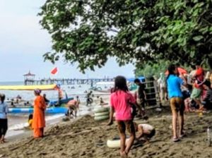 Wisatawan di Pasir Putih Situbondo Turun 30 Persen, Ini Sebabnya Wisatawan di Pasir Putih Situbondo Turun 30 Persen, Ini Sebabnya