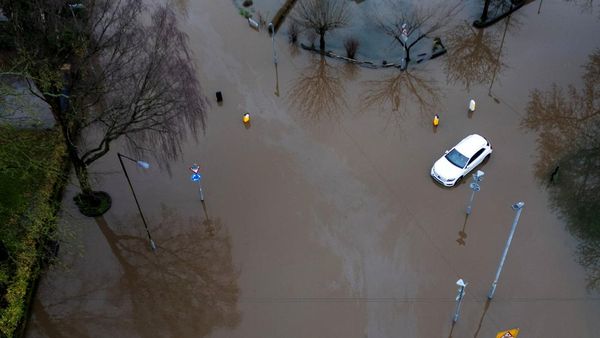 Penampakan dari Udara Banjir Rendam Manchester