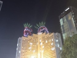 Pertunjukan Drone Ramaikan Momen Pergantian Tahun di Bundaran HI