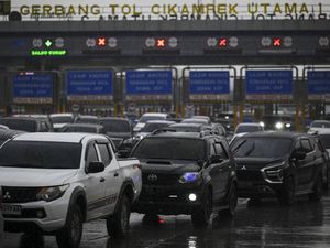 3-4 Januari Tol Semarang-Jakarta Diskon 10% 3-4 Januari Tol Semarang-Jakarta Diskon 10%