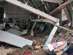 Video: Tembok Penyengker SMPN 3 Manggis di Bali Jebol Imbas Banjir