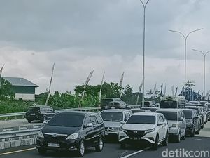 Kendaraan dari Jogja Tembus 14 Ribu, Tol Fungsional Klaten Ditambah 2 Jam Kendaraan dari Jogja Tembus 14 Ribu, Tol Fungsional Klaten Ditambah 2 Jam