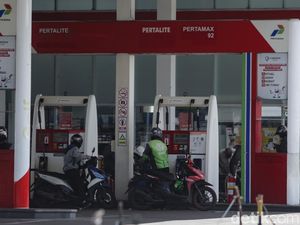 Daftar Harga Terbaru BBM Pertamina, Shell, Vivo, dan BP, Ada yang Turun Daftar Harga Terbaru BBM Pertamina, Shell, Vivo, dan BP, Ada yang Turun