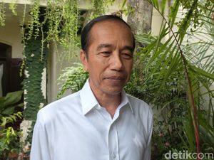 Jokowi Ungkap Alasan Tak Hadiri Tahun Baruan Bareng Eks Gubernur Jakarta Jokowi Ungkap Alasan Tak Hadiri Tahun Baruan Bareng Eks Gubernur Jakarta