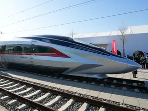 China Pamer Prototipe Kereta Paling Cepat di Dunia