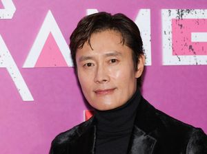 Lee Byung Hun Siap Jadi Mata-mata Lagi Lee Byung Hun Siap Jadi Mata-mata Lagi