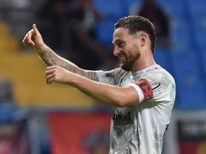 Diikat Kontrak Hingga 2027, Marc Klok Ingin Pensiun di Persib Diikat Kontrak Hingga 2027, Marc Klok Ingin Pensiun di Persib