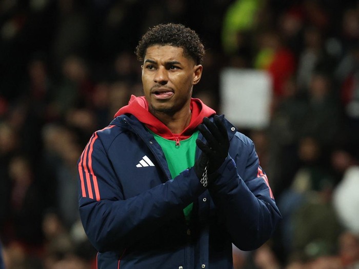 Soccer Football - Premier League - Manchester United v Newcastle United - Old Trafford, Manchester, Britain - December 30, 2024 Manchester United's Marcus Rashford looks dejected after the match REUTERS/Phil Noble EDITORIAL USE ONLY. NO USE WITH UNAUTHORIZED AUDIO, VIDEO, DATA, FIXTURE LISTS, CLUB/LEAGUE LOGOS OR 'LIVE' SERVICES. ONLINE IN-MATCH USE LIMITED TO 120 IMAGES, NO VIDEO EMULATION. NO USE IN BETTING, GAMES OR SINGLE CLUB/LEAGUE/PLAYER PUBLICATIONS. PLEASE CONTACT YOUR ACCOUNT REPRESENTATIVE FOR FURTHER DETAILS..