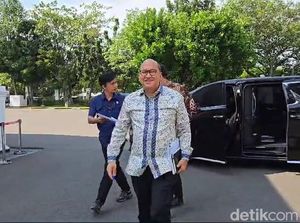 Rosan Menghadap Prabowo di Istana, Bahas Target Investasi Rp 1.900 T di 2025 Rosan Menghadap Prabowo di Istana, Bahas Target Investasi Rp 1.900 T di 2025