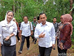 Video: Menteri Wihaji Tinjau Simulasi Makan Bergizi Gratis untuk Bumil-Balita