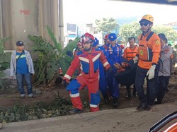 Damkar Evakuasi 3 Orang Tercebur di Jakut, 2 Korban Ditemukan Tewas