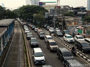 Sederet Mobil yang Terdampak PPN 12 Persen Sederet Mobil yang Terdampak PPN 12 Persen