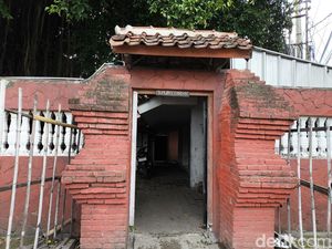 Menelisik Kisah Situs Keramat Sumur Ketandan Kasepuhan Cirebon Menelisik Kisah Situs Keramat Sumur Ketandan Kasepuhan Cirebon
