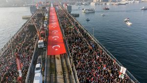 Tahun Baru 2025, Warga Turki Gelar Unjuk Rasa Stop Genosida di Gaza