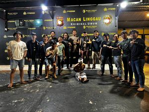 Buron 3 Tahun, Baim Begal Mobil Ambulans Ditangkap di Lubuklinggau Buron 3 Tahun, Baim Begal Mobil Ambulans Ditangkap di Lubuklinggau