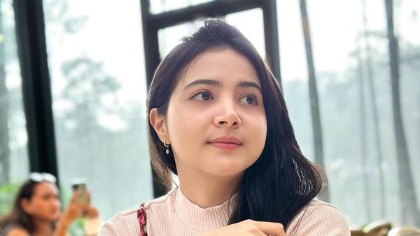 Bulan Sutena Lebih Enjoy Nyanyi, Kapok Main Film?