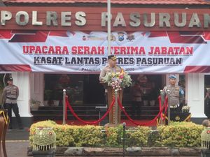 Puluhan Anggota Polres Pasuruan Naik Pangkat, Kasat Lantas Berganti