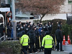 Penyidik Korsel Datangi Kediaman Presiden Yoon Suk Yeol untuk Penangkapan