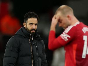 Amorim Ngamuk Pecahkan TV di Ruang Ganti MU, Hairdryer Treatment ala Ferguson Amorim Ngamuk Pecahkan TV di Ruang Ganti MU, Hairdryer Treatment ala Ferguson