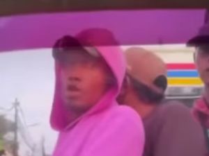 Video: Heboh Polsek Pondok Gede Disebut Tolak Laporan Warga Diserang Preman Video: Heboh Polsek Pondok Gede Disebut Tolak Laporan Warga Diserang Preman