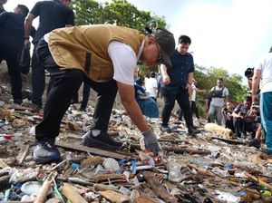 Video: Menko Zulhas Prihatin Pesisir Bali Kedatangan 600 Ribu Ton Sampah Per Hari