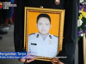 Duka Rekan Kerja-Warga Tasikmalaya untuk Bripka Anditya Duka Rekan Kerja-Warga Tasikmalaya untuk Bripka Anditya