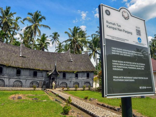 Potret Rumah Adat Tertua di Nagari Balimbing