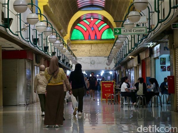 Kawasan Bawah Tanah Mal Blok M Mulai Hidup Kembali