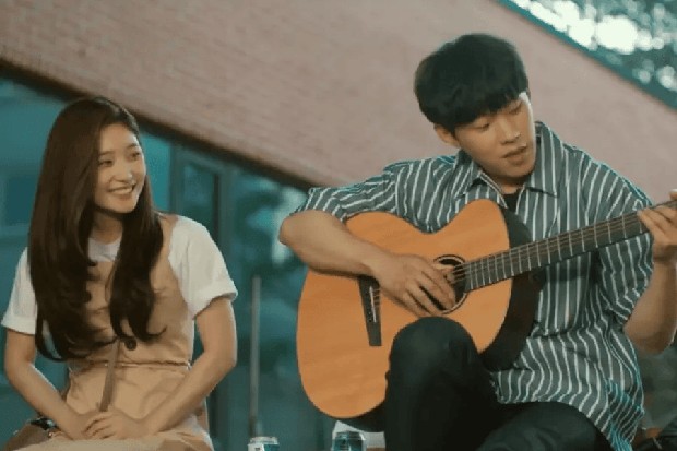 Kim Sung Cheol dan Jung Chaeyeon di Drama To Jenny / Foto :  soompi.com