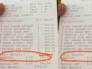 Makan Pizza di Kafe, Pelanggan Kaget Kena Biaya Tambahan Rp 300 Ribu Makan Pizza di Kafe, Pelanggan Kaget Kena Biaya Tambahan Rp 300 Ribu