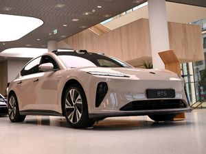Penjualan Mobil Listrik Premium China Melambat, Ini Biang Masalahnya Penjualan Mobil Listrik Premium China Melambat, Ini Biang Masalahnya